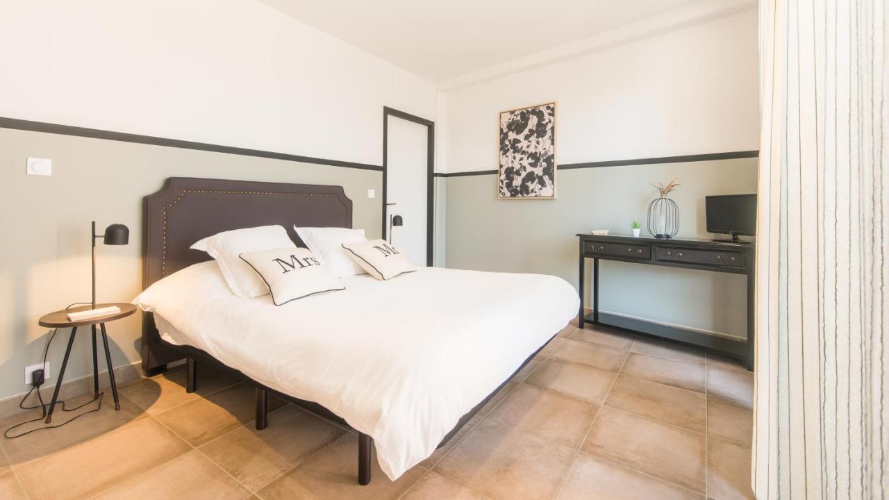 Open Sun Avec Jacuzzi Privatif Et Parking Prive Apartamento Sarlat-la-Canéda Exterior foto